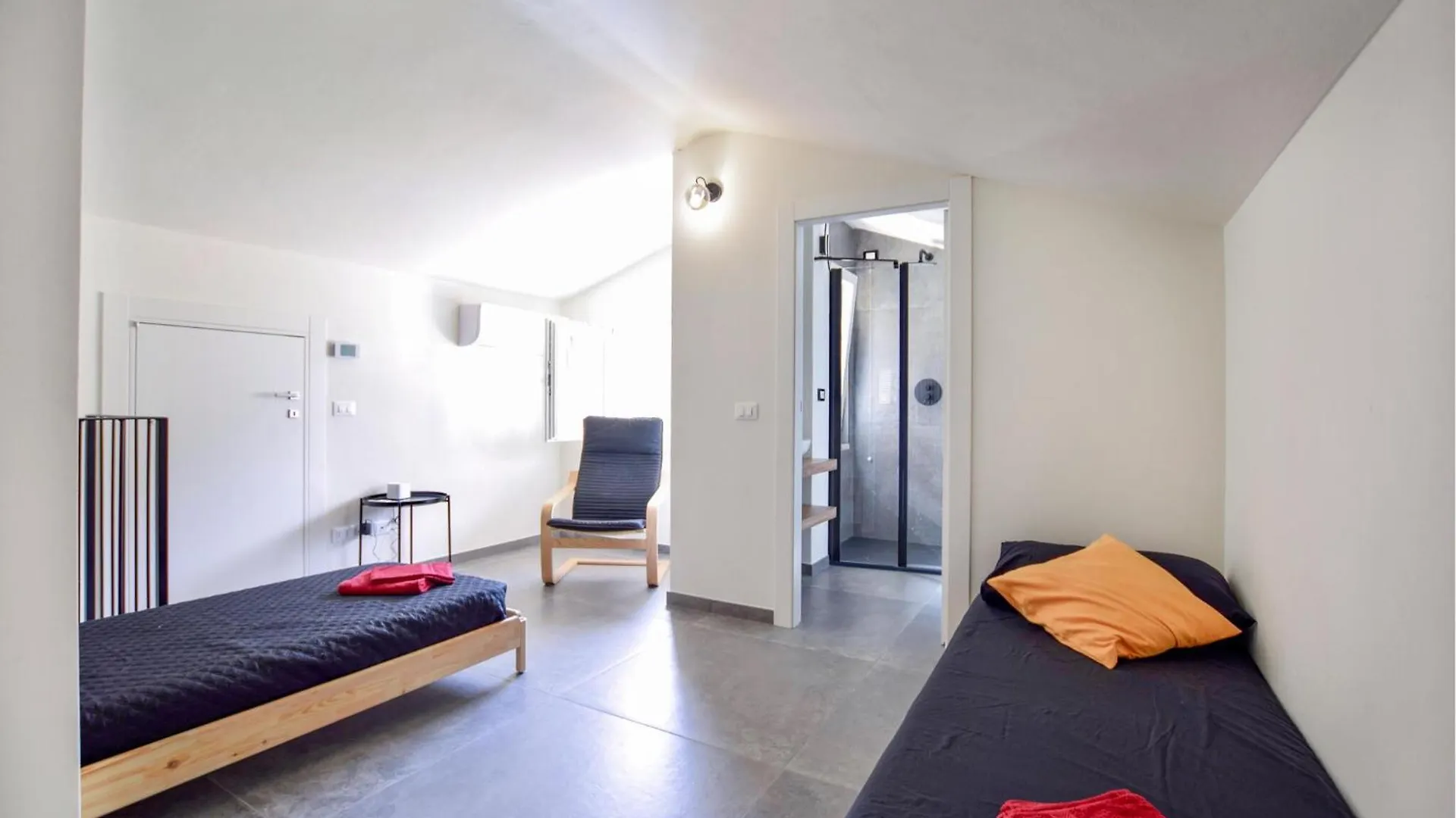 4 Bedroom Gorgeous Home In Massarosa Italy