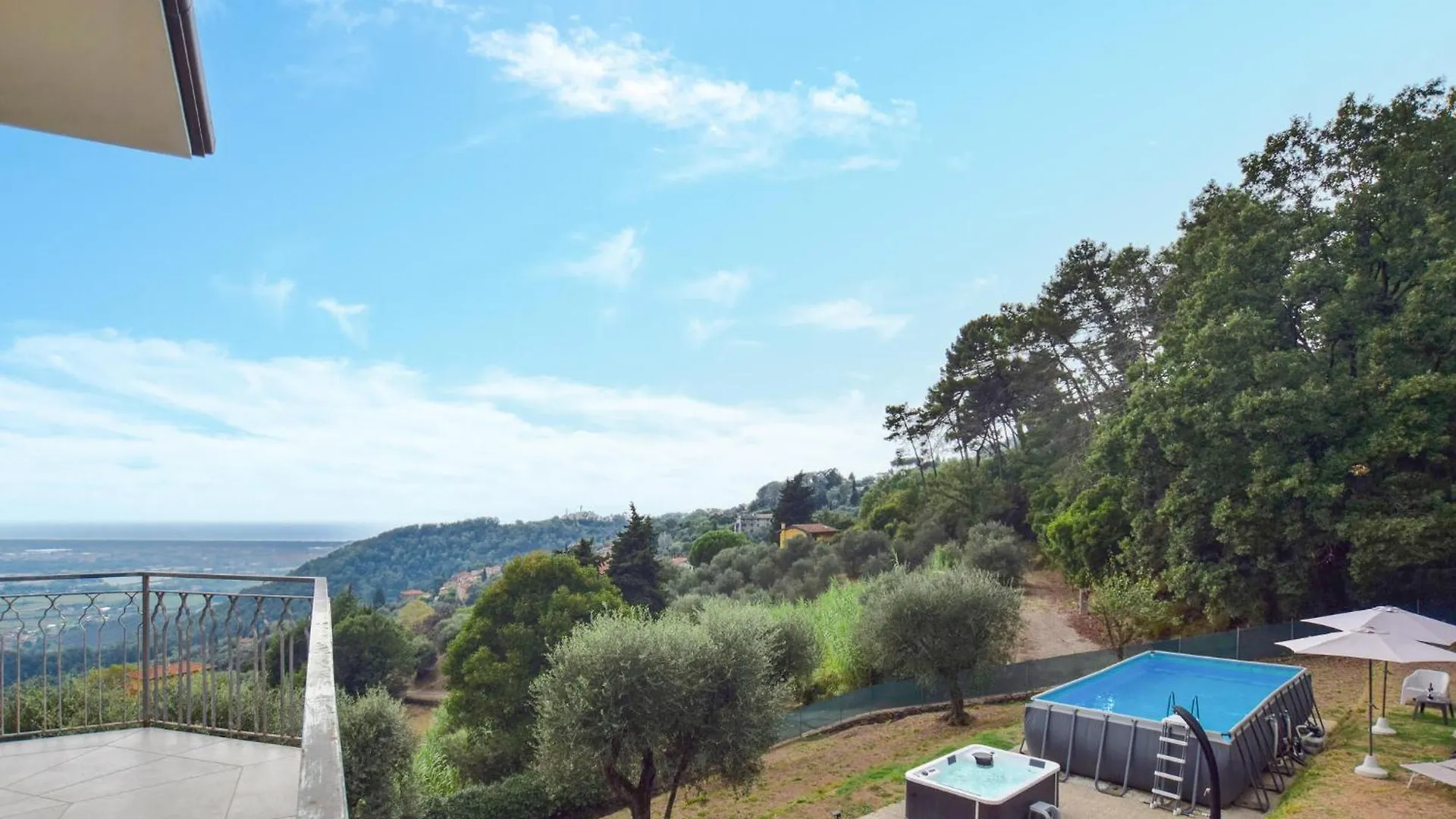 Holiday home 4 Bedroom Gorgeous Home In Massarosa Italy